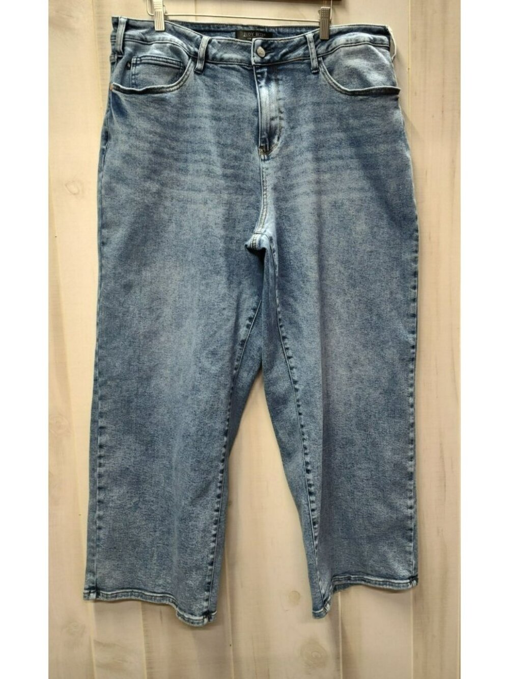 Judy Blue High Rise Wilhemina Baggy Fit Jeans, 20W, Vintage Light Wash, Wide Leg